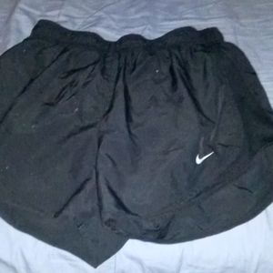 Nike shorts,size:Medium,Color:black